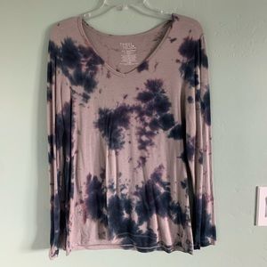 tye dye long sleeve M